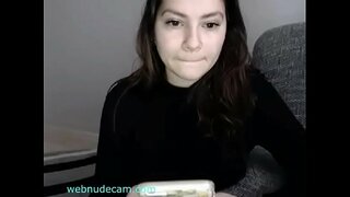 Chica sexy flash de tetas webnudecam.com