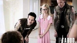 Karšto spaudimo gražuolė šviesiaplaukė gauti pakliuvom pirmą kartą